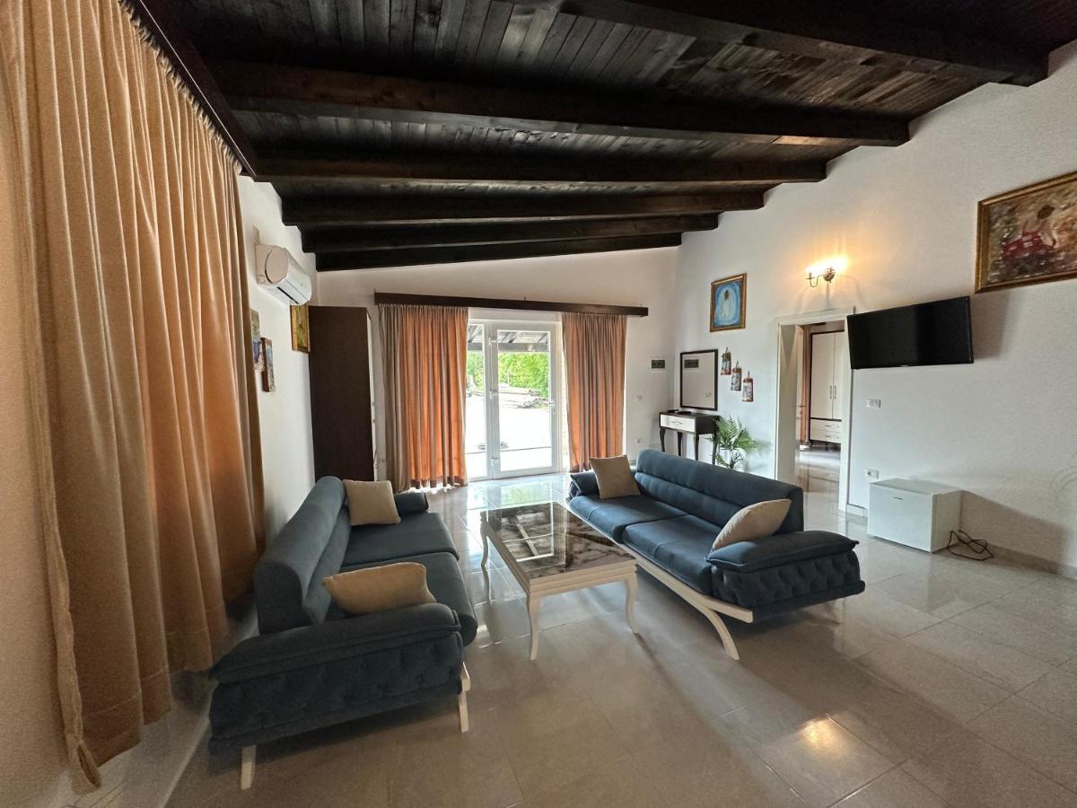 Ara E Vjeter Resort Velipoje Bagian luar foto